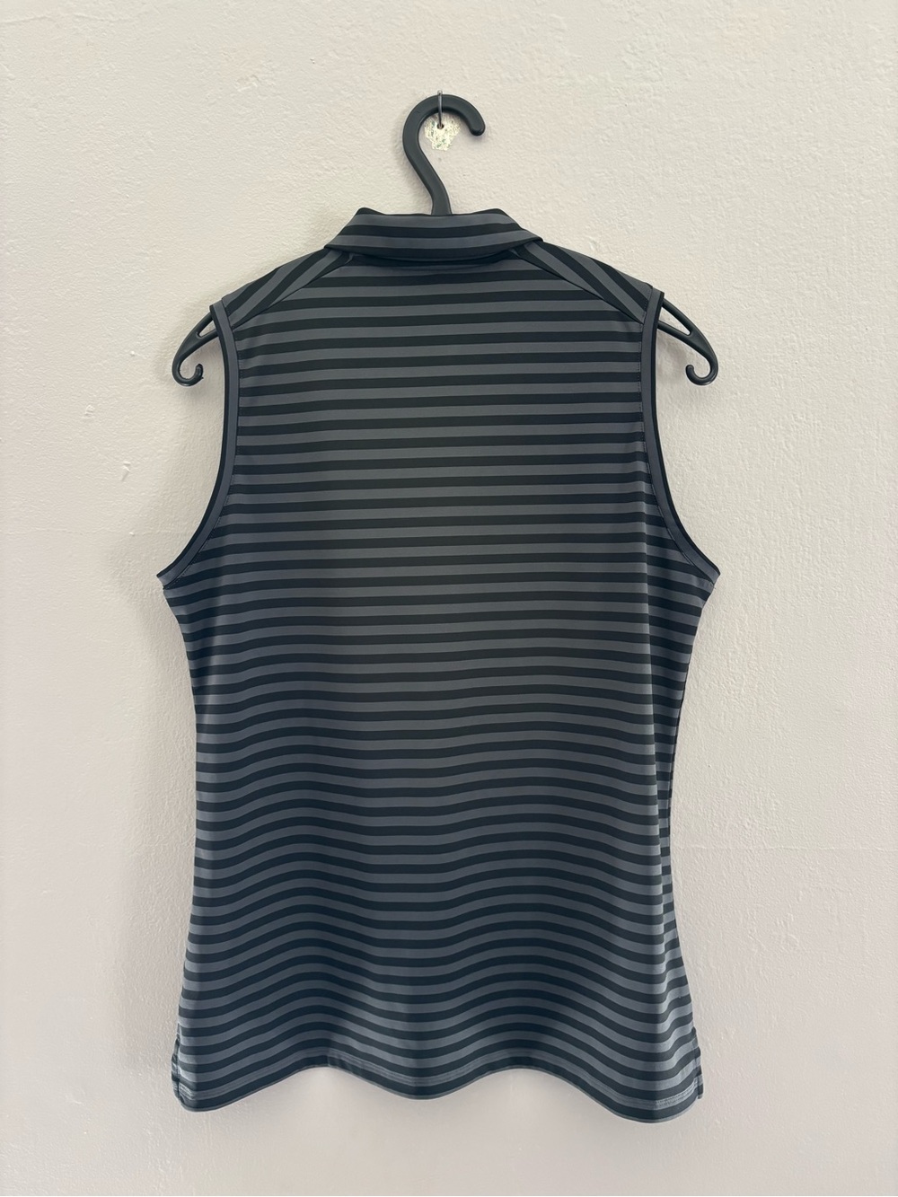 EUC Nike Golf Top Size Large - Picture 7 of 7